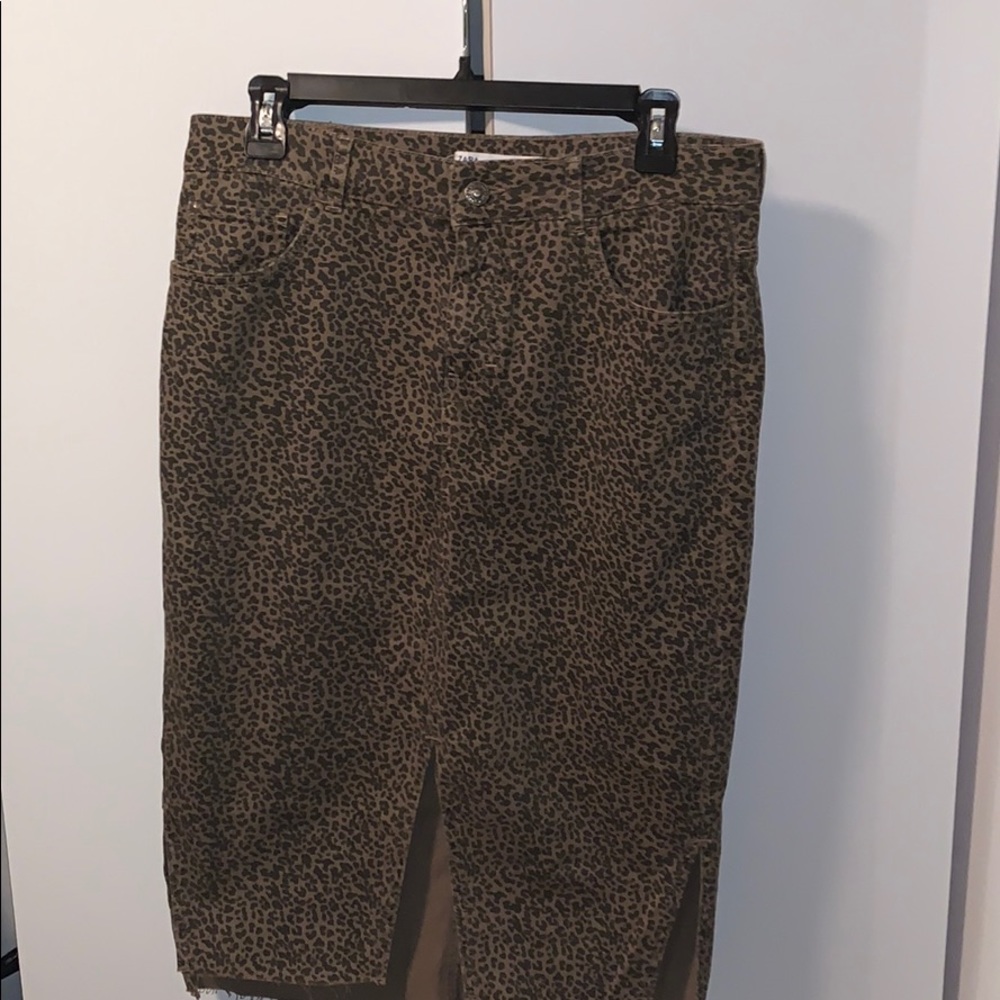 ZARA CHEETAH PRINT JEAN MIDI SKIRT